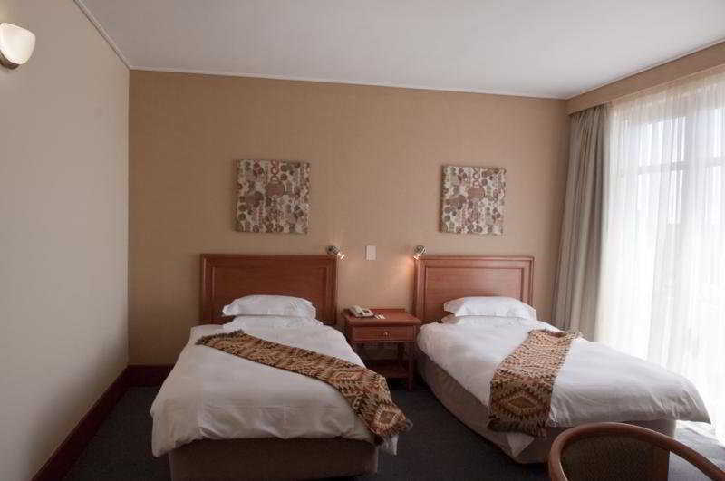 Protea Hotel By Marriott Walvis Bay Indongo Exterior foto